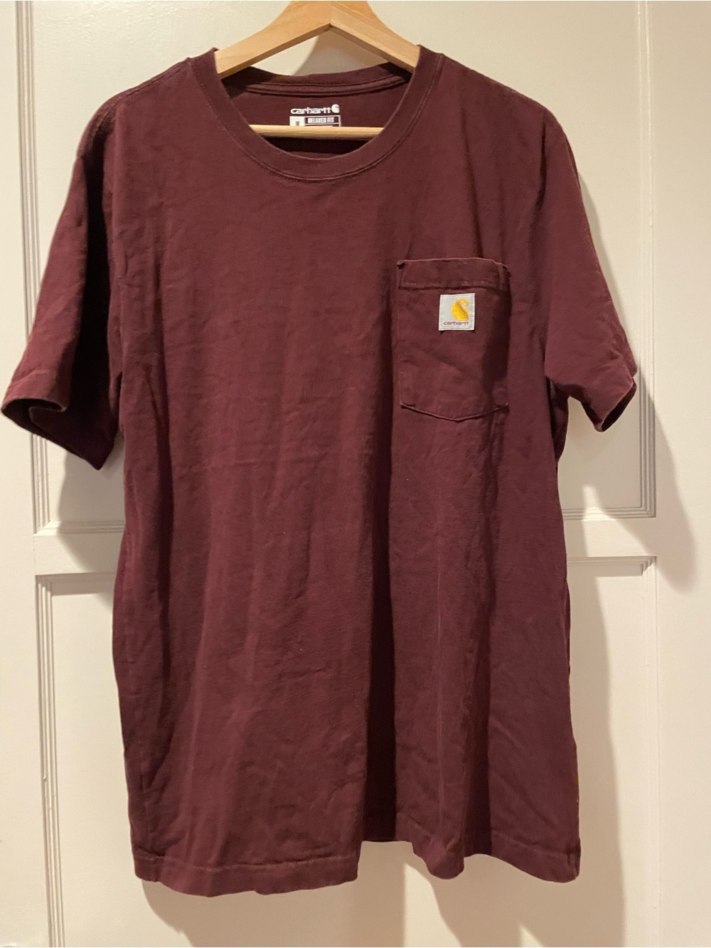 Carhartt Men’s Pocket T-Shirt in Burgundy Medium